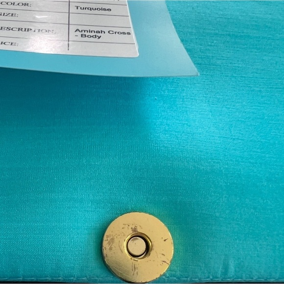 Shiraleah Gold and Blue Clutch with Elegant Pattern - Picture 3 of 7